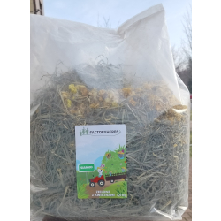 WYPRZEDAŻ !!! Factoryherbs SIANKO Z KWIATAMI 1,5 kg (SIANO) troszkę zmieniło kolor lecz nadal jest zielone